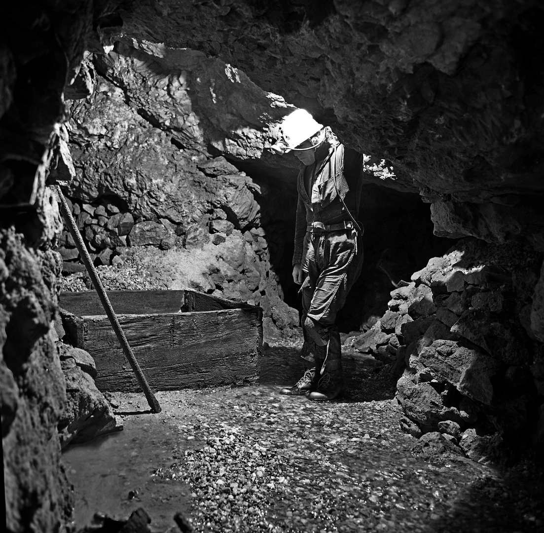 Jigging tub in Youds Level 1977